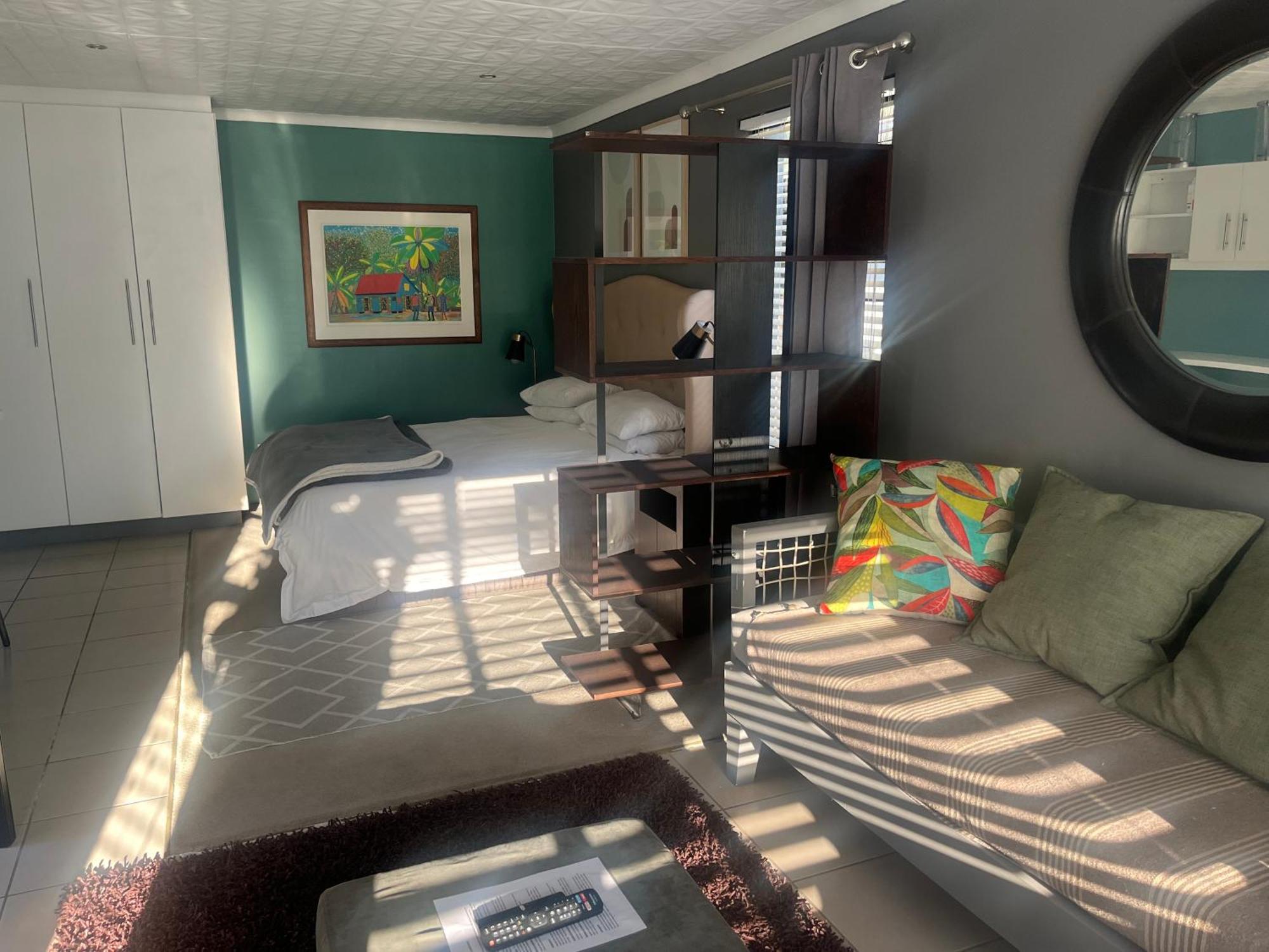 28 On Symonds Luxstudio 4 Джордж Екстериор снимка